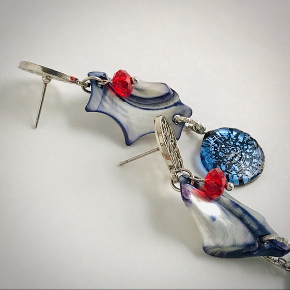 Earrings with a Mother of Pearl - Picture 10 of 17